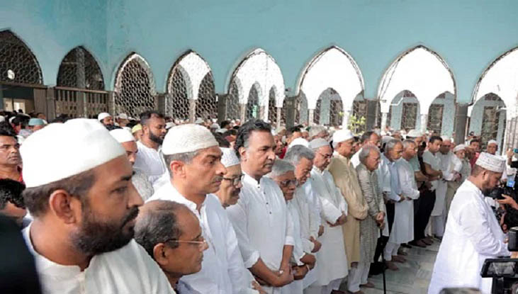 বিএনপির গায়েবানা জানাজা কর্মসূচিতে পুলিশের বাধা