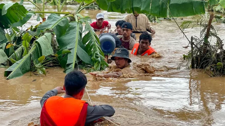 মিয়ানমারে বন্যা-ভূমিধসে মৃত্যু বেড়ে ২২৬